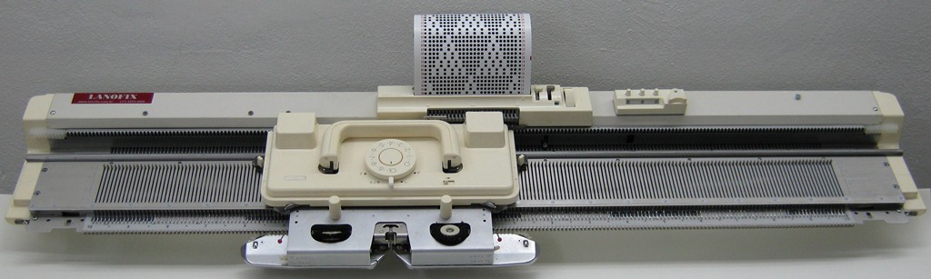 Máquina de tricô Lanofix  SK 280 Seminova (Serie Branca) Imagem 1